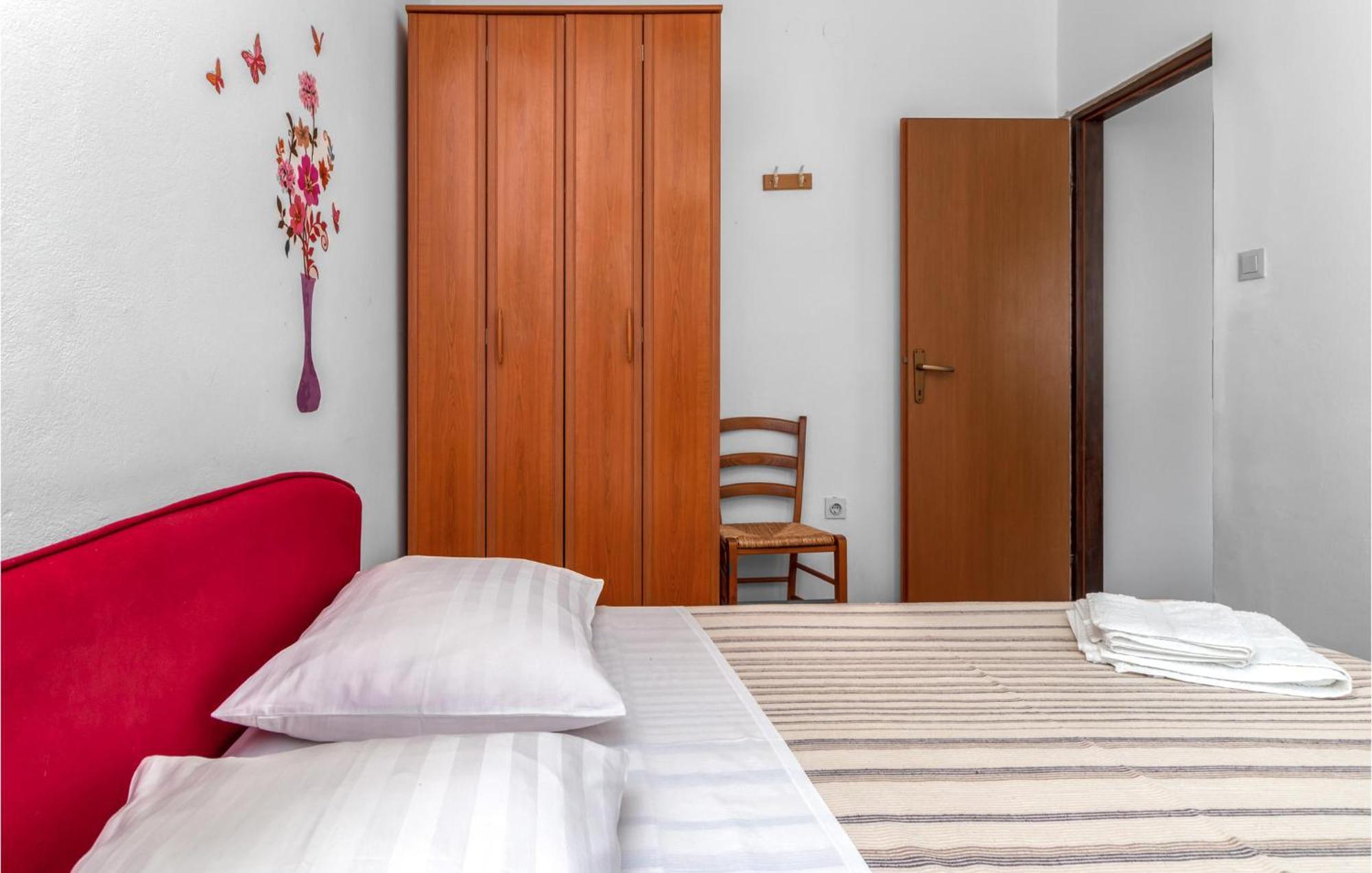 Nice Apartment In Jadranovo With Wifi Exterior foto
