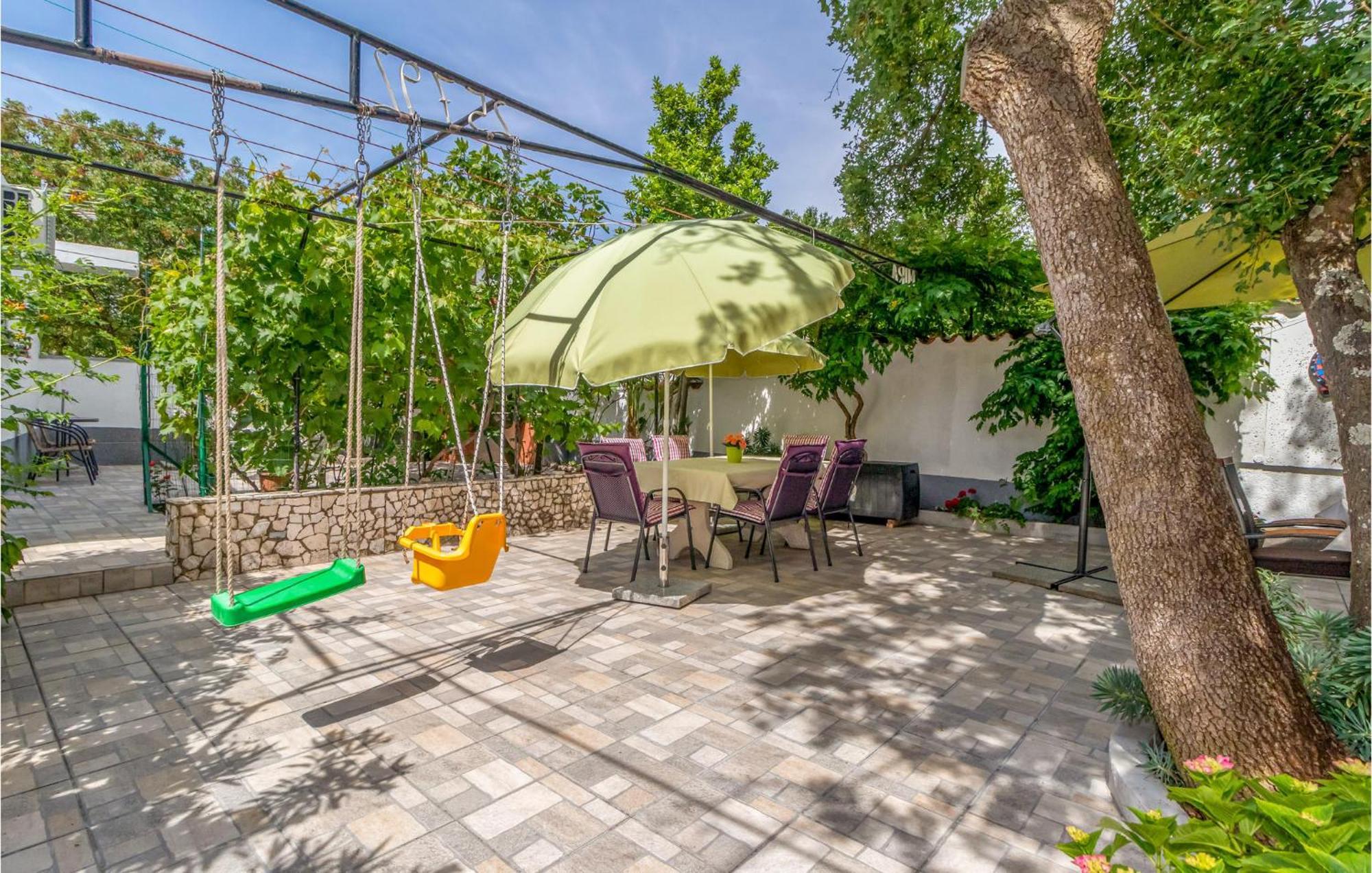 Nice Apartment In Jadranovo With Wifi Exterior foto
